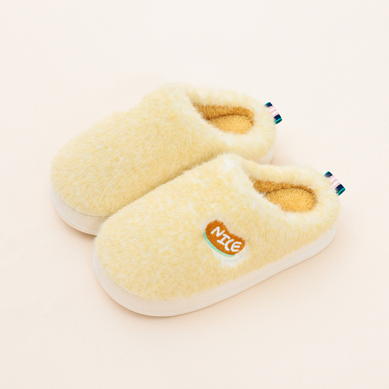 2023 Soft House Slippers ဆောင်းဦးနှင့် ဆောင်းရာသီတွင် စလစ်မကပ်ဘဲ ထူထဲသော နွေးနွေးထွေးထွေး စုံတွဲစတိုင် ချည်သားအိမ်ဖိနပ်များ