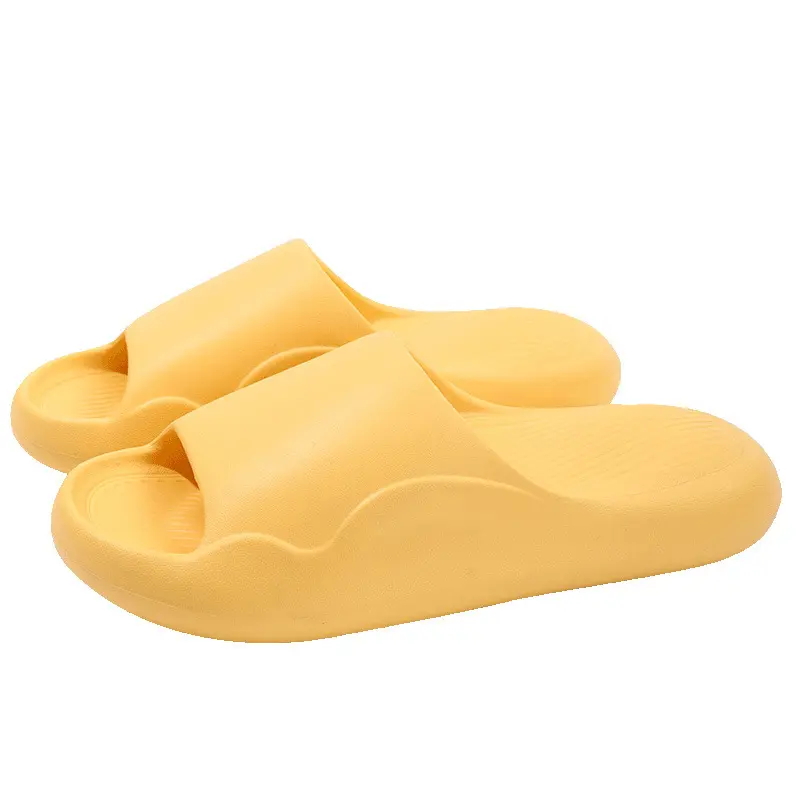 New Minimalist And Durable Couple Sandals
