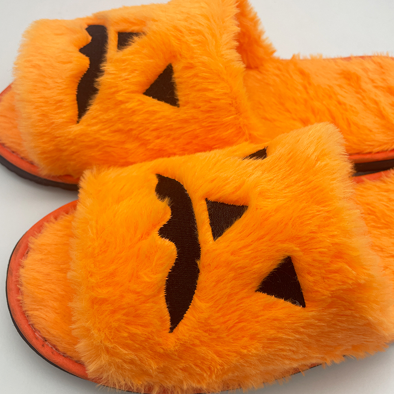 Halloween Slippers for Women with Pumpkin Face Soft Fuzzy Lightweight Home Slippers